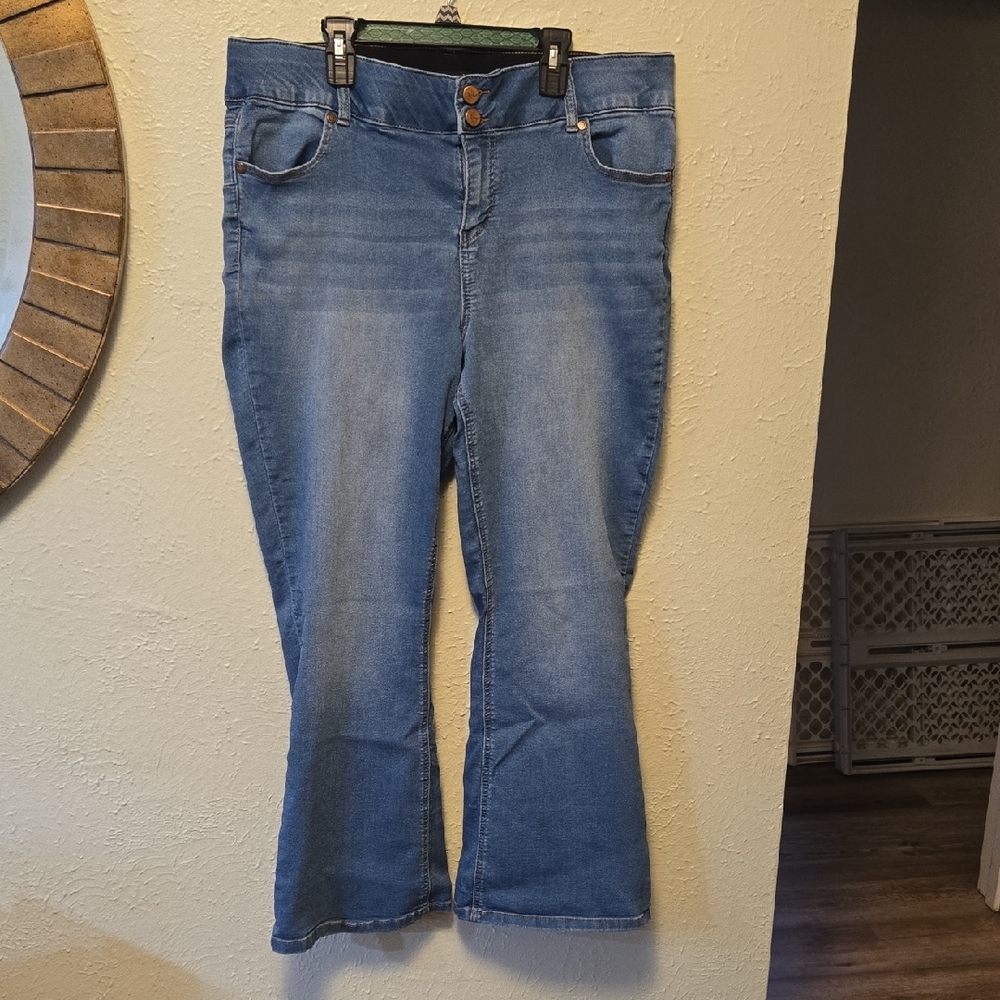 1822 Denim Women's Flare Jeans in Blue